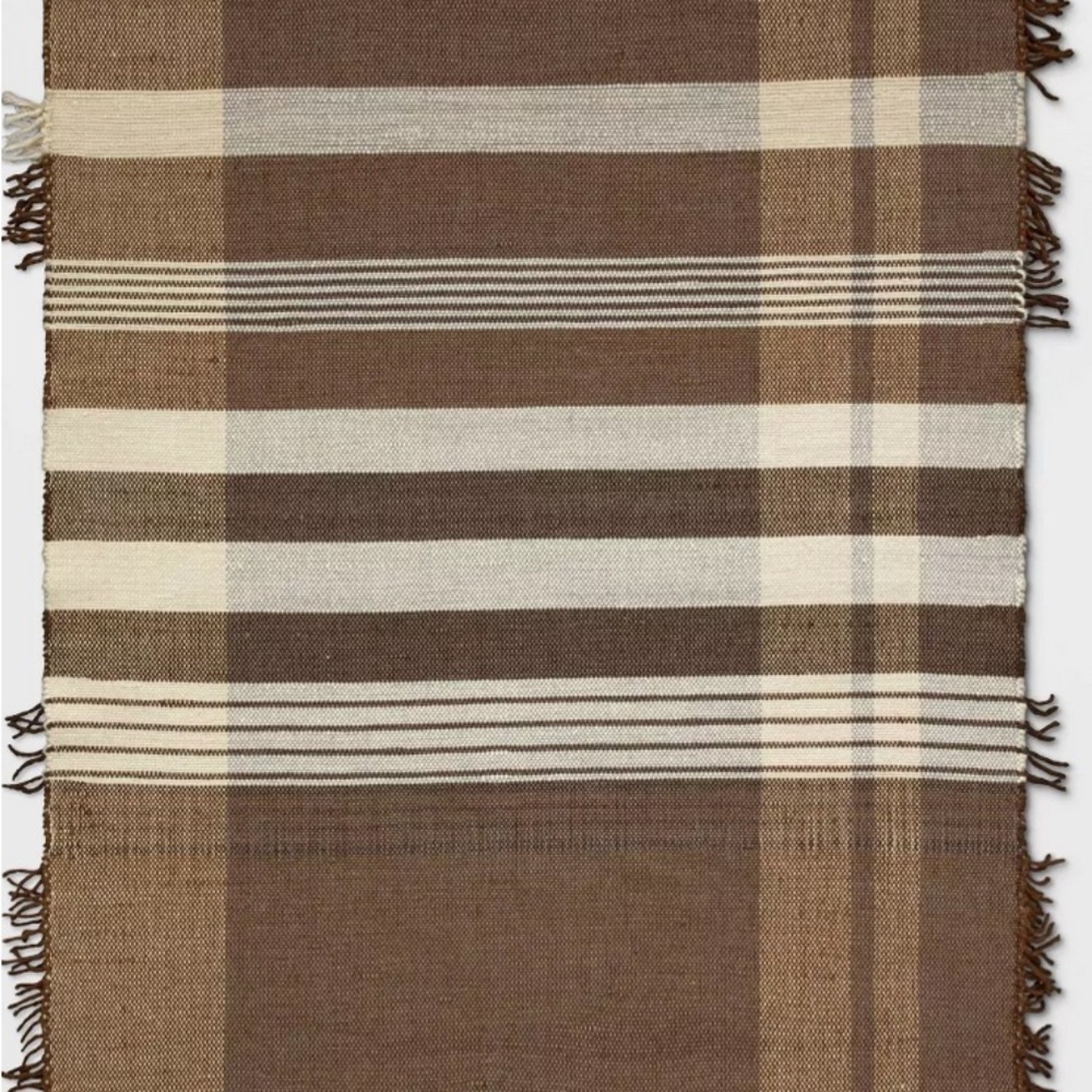 Elegant Brown and Cream Plaid Scarf